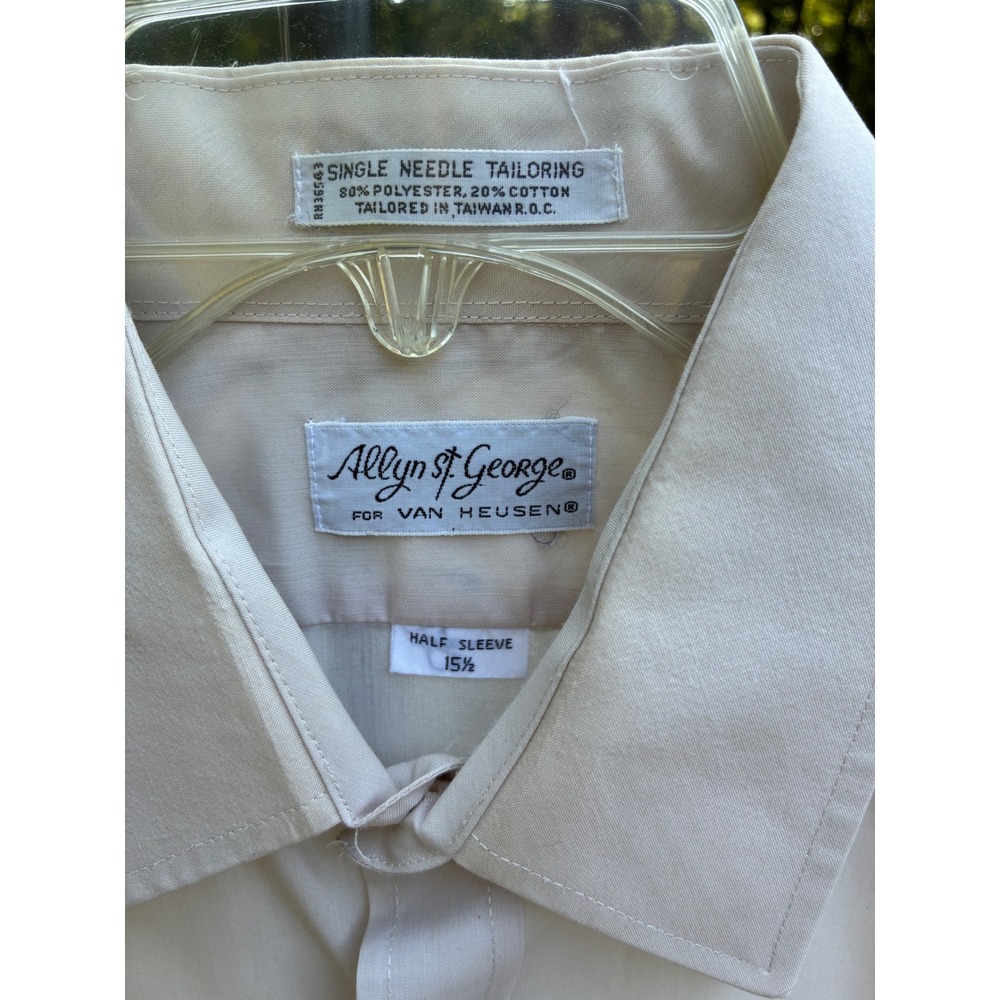 Vintage Allyn St. George for Van Heusen Shirt Cream Ivory Short Sleeve Button Up - Picture 3 of 6